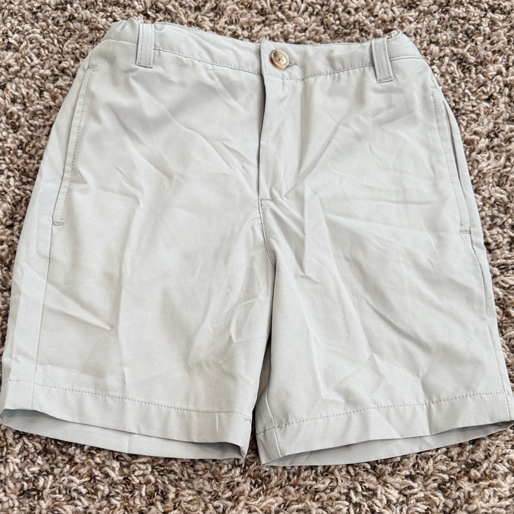 Crown & Ivy Kids Light Gray Shorts